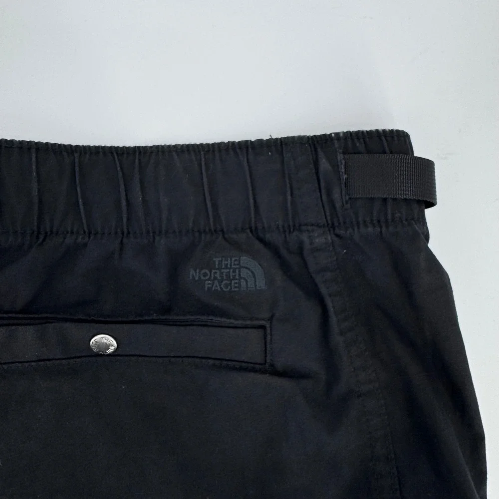 The North Face Men Class V Belted Cargo Shorts Black XXL Hiking Utility NF0A55V8